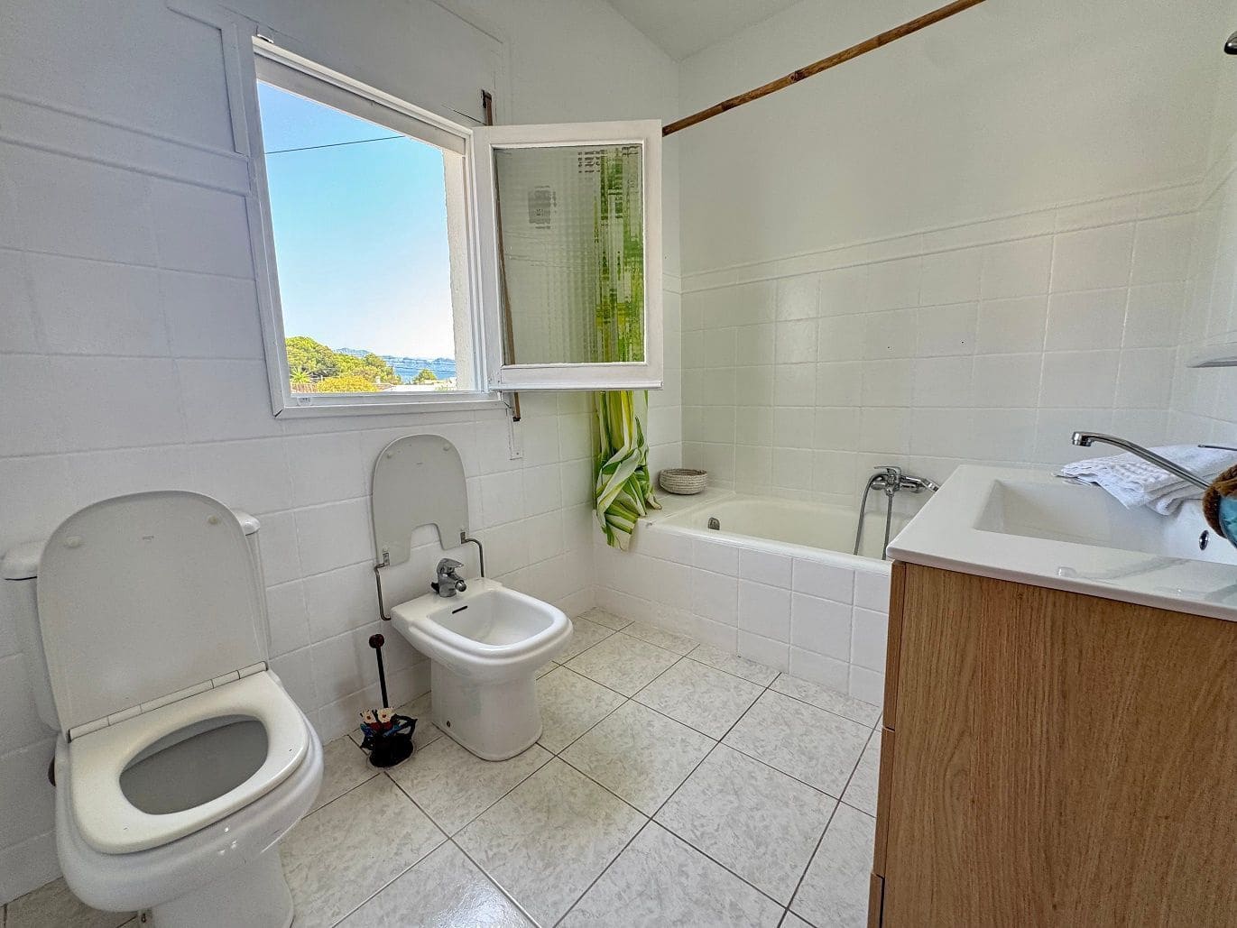 4 Zimmer Villa zu verkaufen in La Nucia mit Pool Garage - 475.000 € (Ref: 9296671)