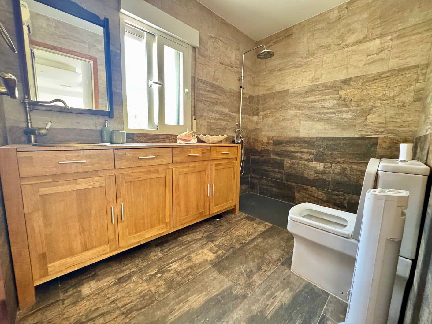 4 Zimmer Villa zu verkaufen in La Nucia mit Pool Garage - 475.000 € (Ref: 9296671)