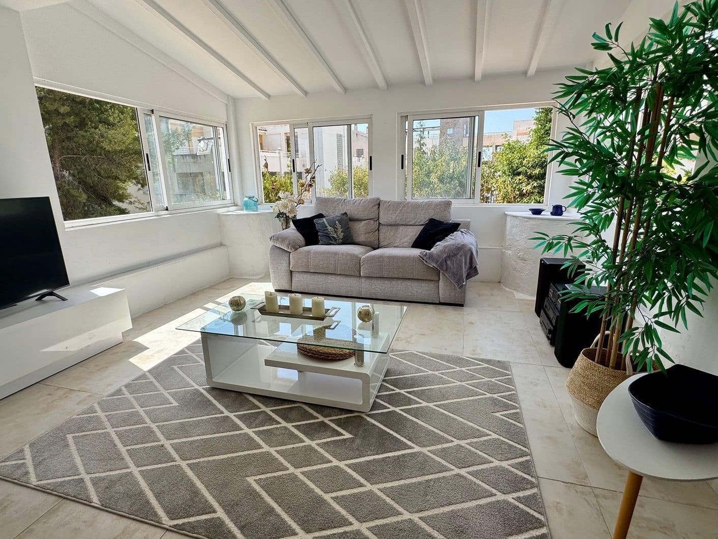 4 Zimmer Villa zu verkaufen in La Nucia mit Pool Garage - 475.000 € (Ref: 9296671)