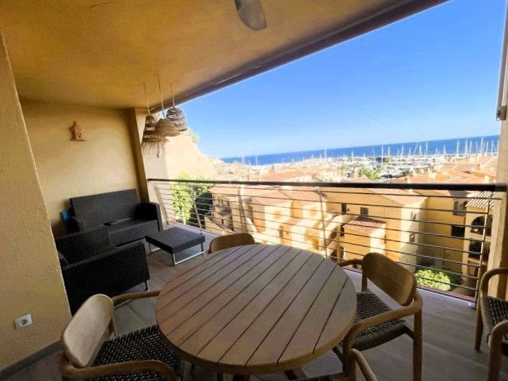 Apartamento de 2 habitaciones en Altea en venta con piscina garaje - 285.000 € (Ref: 9355607)