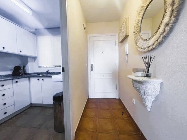 Apartamento de 2 habitaciones en Altea en venta con piscina garaje - 285.000 € (Ref: 9355607)