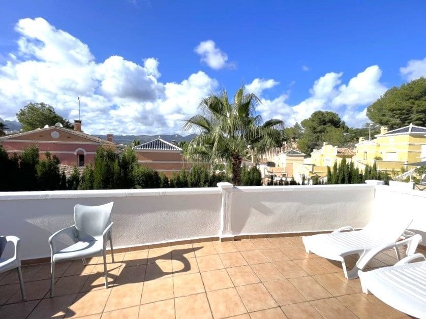 3 camera da letto Bungalow in vendita in Calpe / Calp con piscina garage - 380.000 € (Rif: 9376650)