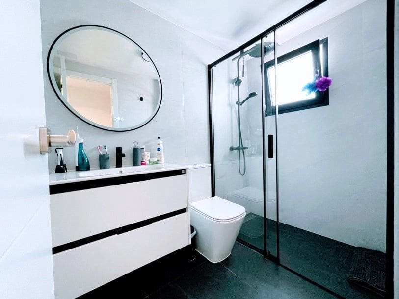 2 sypialnia Apartament na sprzedaż w Benidorm z basenem garażem - 279 000 € (Ref: 9385155)