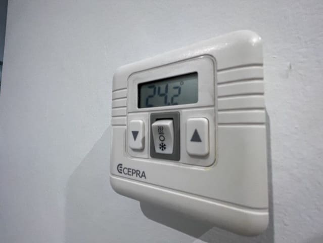 2 bedroom Apartment for sale in Benidorm with pool garage - € 293,000 (Ref: 9385156)