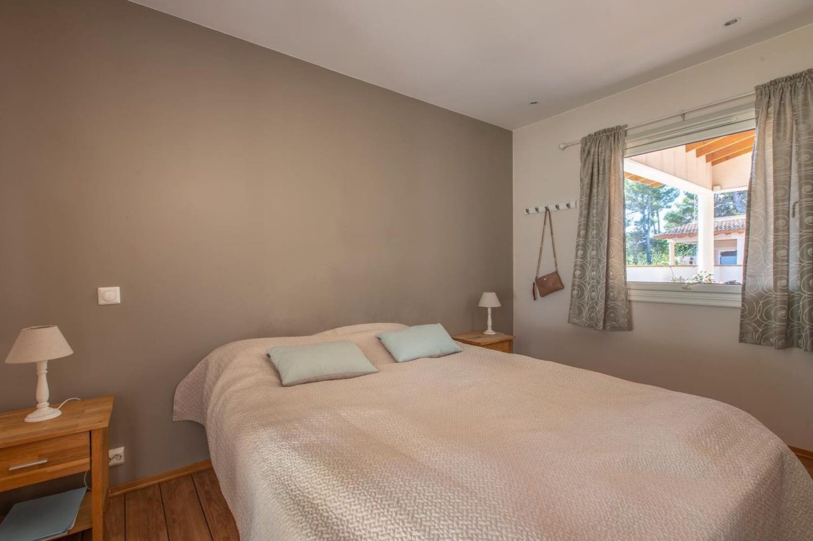 7 bedroom Villa for sale in Alfaz del Pi / L'Alfas del Pi with pool garage - € 795,000 (Ref: 9393259)