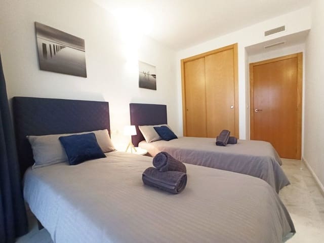 2 bedroom Apartment for sale in Benidorm with pool garage - € 369,500 (Ref: 9400435)