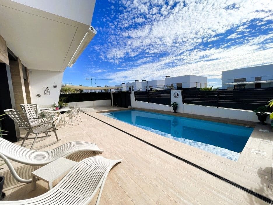 5 sovrum Villa till salu i Finestrat med pool garage - 920 000 € (Ref: 9441276)