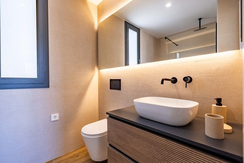 3 makuuhuone Huvila myytävänä paikassa Polop mukana 
autotalli - 540 000 € (Ref: 9461139)