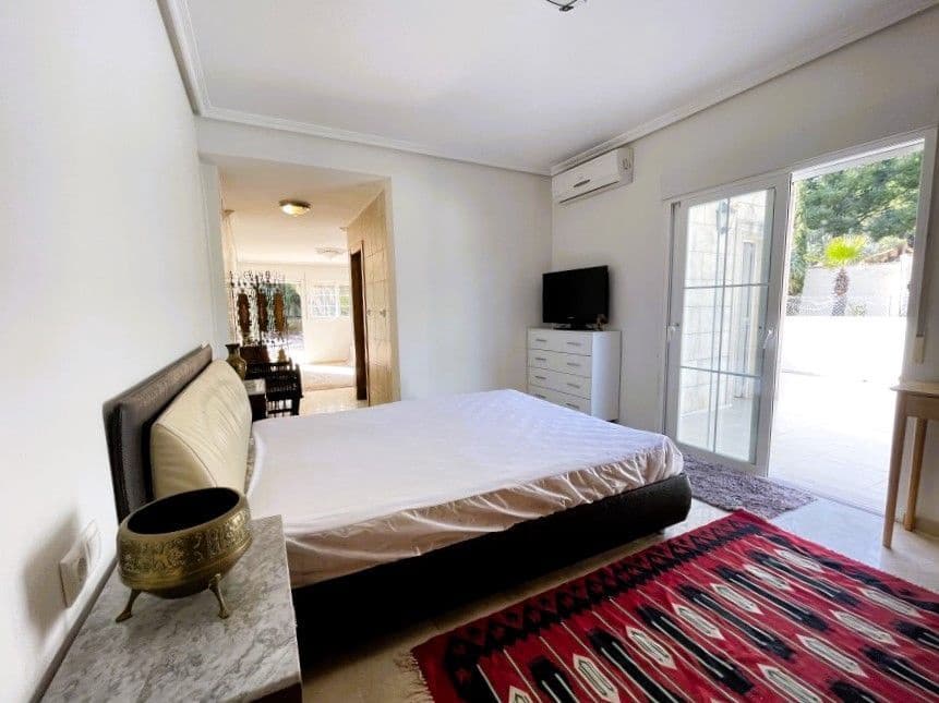 4 soverom Villa til salgs i La Nucia med svømmebasseng garasje - € 1 850 000 (Ref: 9529478)