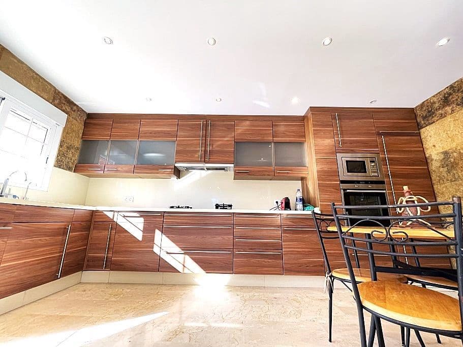 4 soverom Villa til salgs i La Nucia med svømmebasseng garasje - € 1 850 000 (Ref: 9529478)