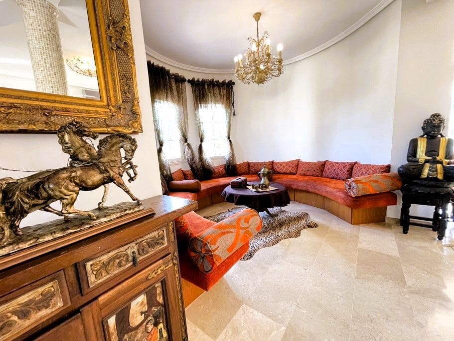 4 soverom Villa til salgs i La Nucia med svømmebasseng garasje - € 1 850 000 (Ref: 9529478)