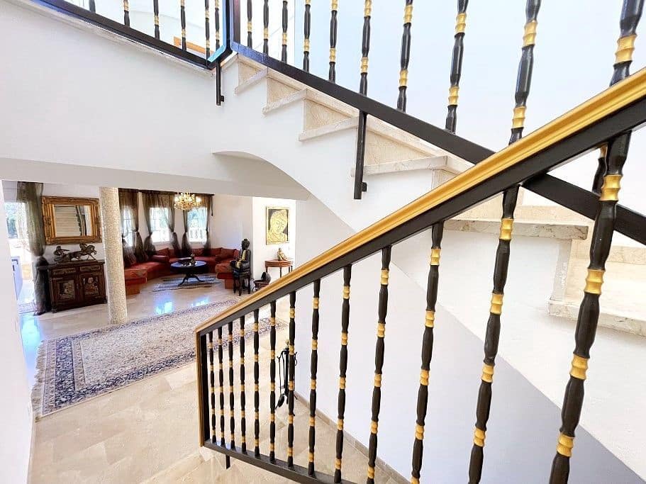 4 soverom Villa til salgs i La Nucia med svømmebasseng garasje - € 1 850 000 (Ref: 9529478)