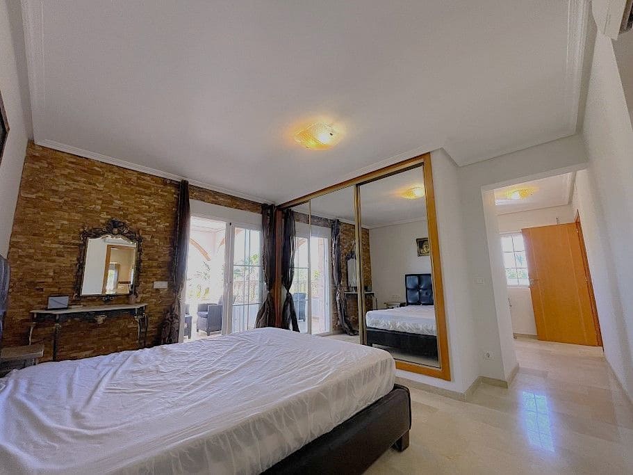 4 soverom Villa til salgs i La Nucia med svømmebasseng garasje - € 1 850 000 (Ref: 9529478)