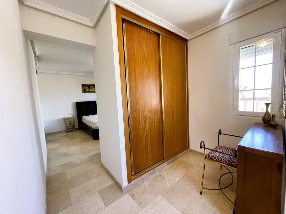 4 soverom Villa til salgs i La Nucia med svømmebasseng garasje - € 1 850 000 (Ref: 9529478)