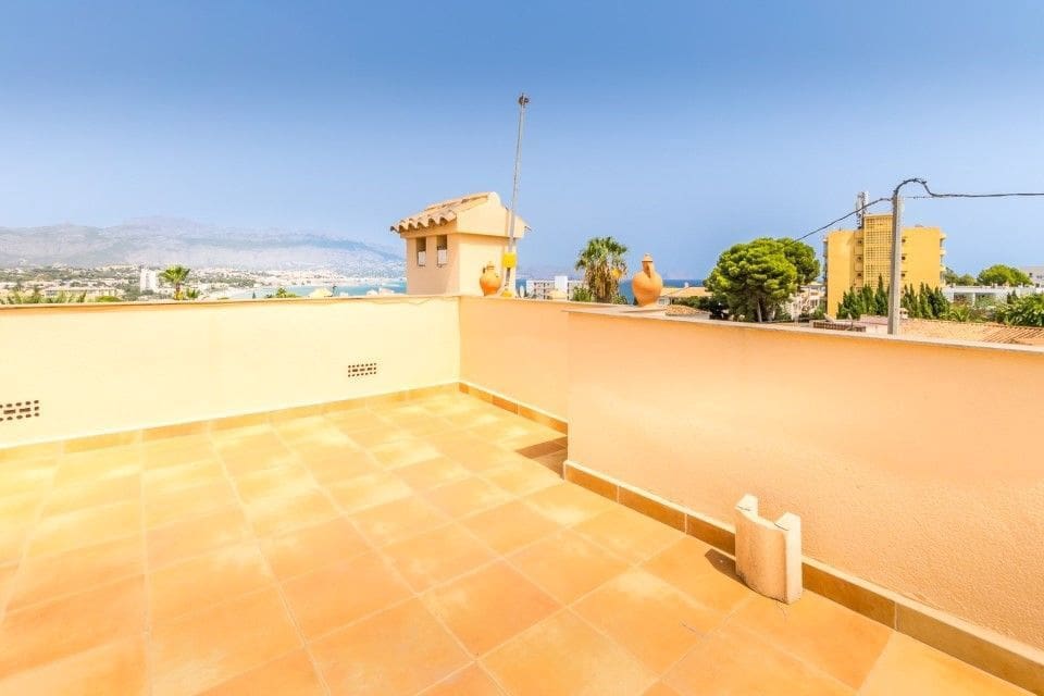 3 soveværelse Bungalow til salg i Albir med garage - € 375.000 (Ref: 9529479)