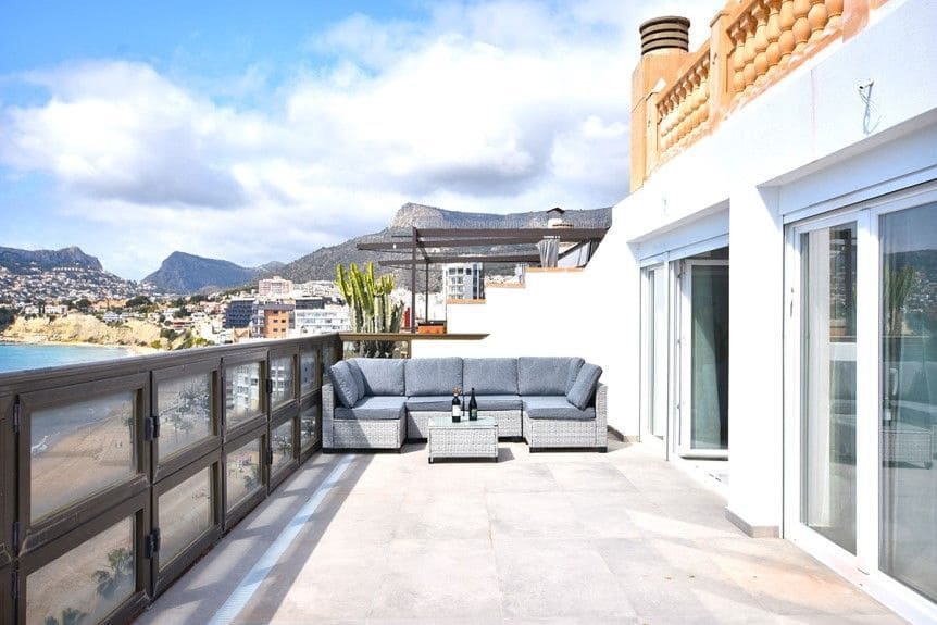 4 soveværelse Penthouse til salg i Calpe / Calp med swimmingpool garage - € 1.200.000 (Ref: 9535547)