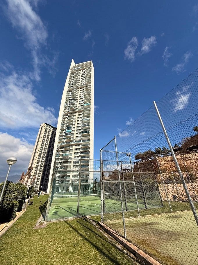 2 slaapkamer Appartement te huur in Benidorm met zwembad garage - € 1.250 (Ref: 9604599)