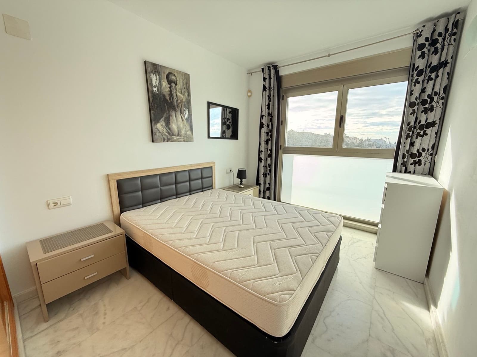 2 slaapkamer Appartement te huur in Benidorm met zwembad garage - € 1.250 (Ref: 9604599)