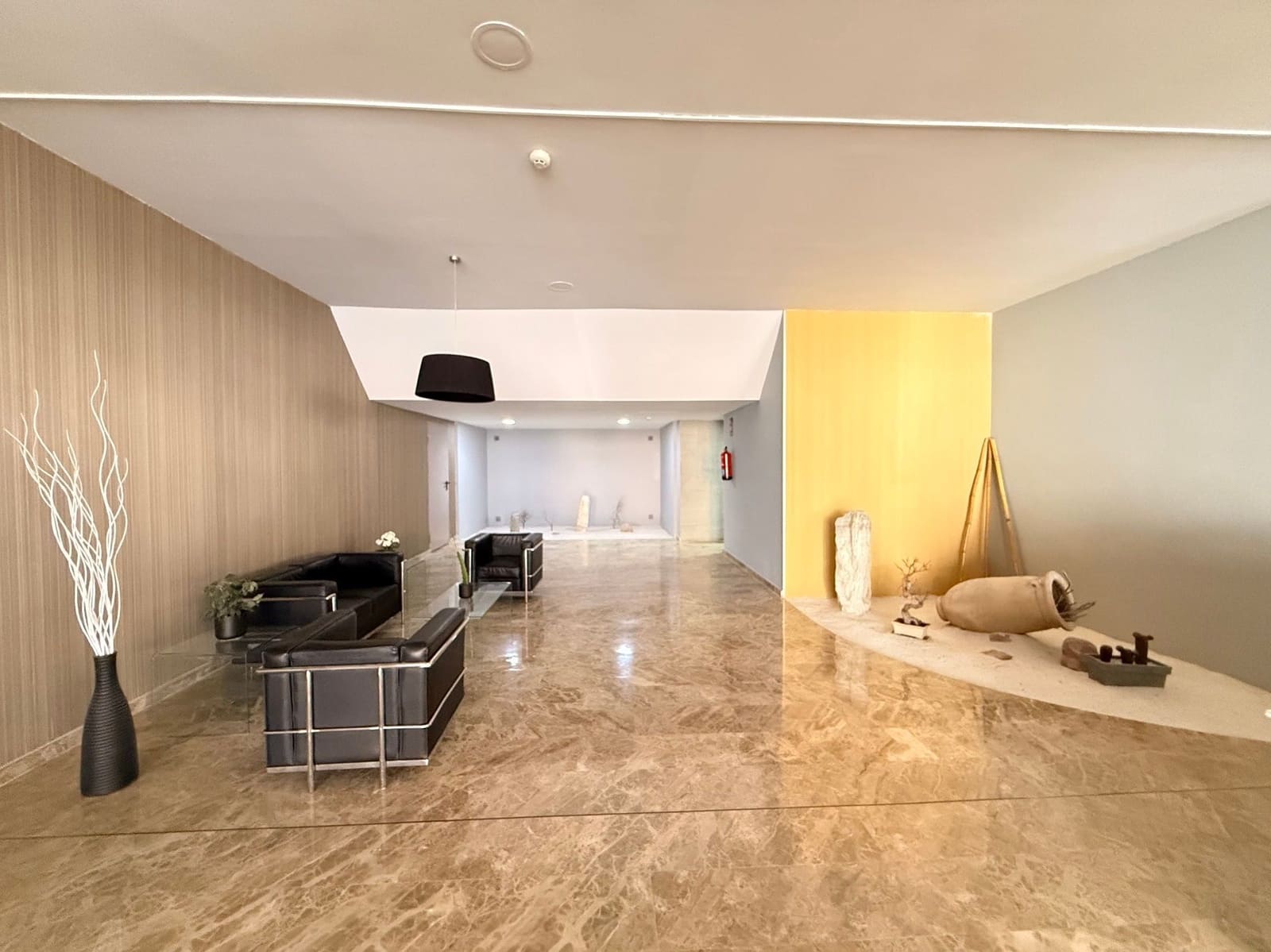 2 slaapkamer Appartement te huur in Benidorm met zwembad garage - € 1.250 (Ref: 9604599)