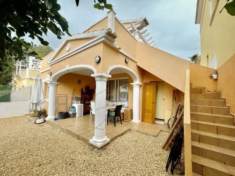 2 soveværelse Bungalow til salg i Calpe / Calp med swimmingpool garage - € 285.000 (Ref: 9607227)