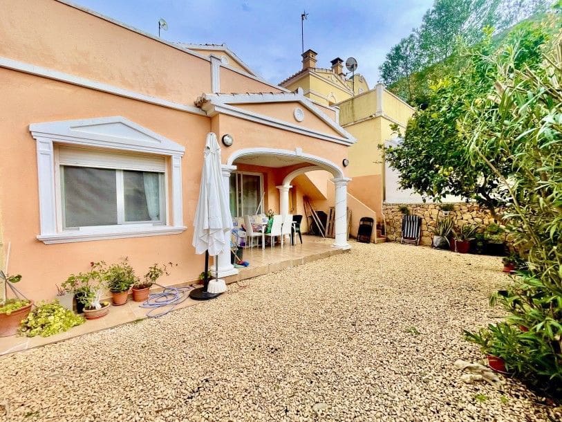 2 soveværelse Bungalow til salg i Calpe / Calp med swimmingpool garage - € 285.000 (Ref: 9607227)