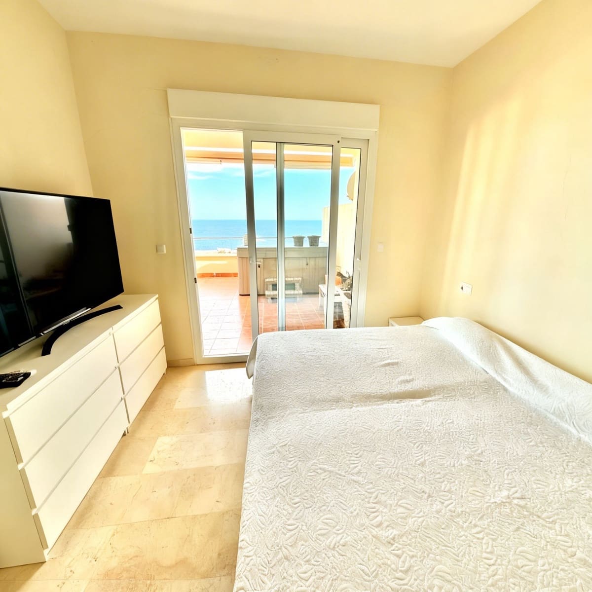 3 bedroom Apartment for sale in Altea with pool garage - € 589,000 (Ref: 9614761)