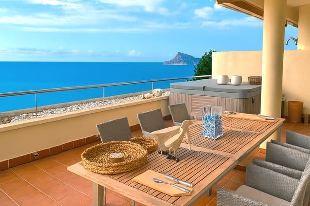 3 bedroom Apartment for sale in Altea with pool garage - € 589,000 (Ref: 9614761)
