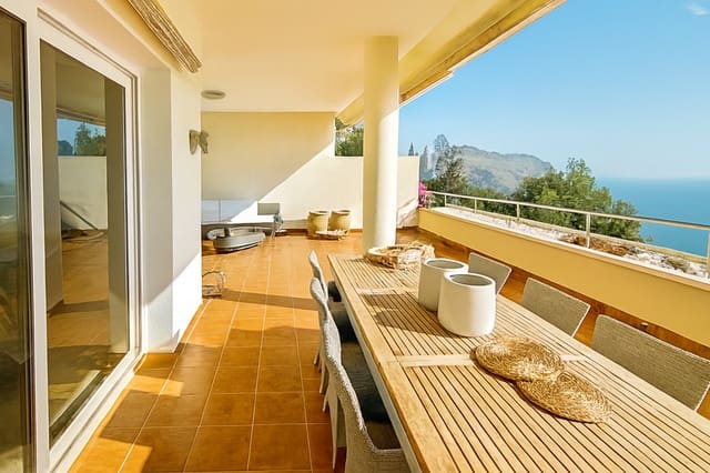 3 bedroom Apartment for sale in Altea with pool garage - € 589,000 (Ref: 9614761)
