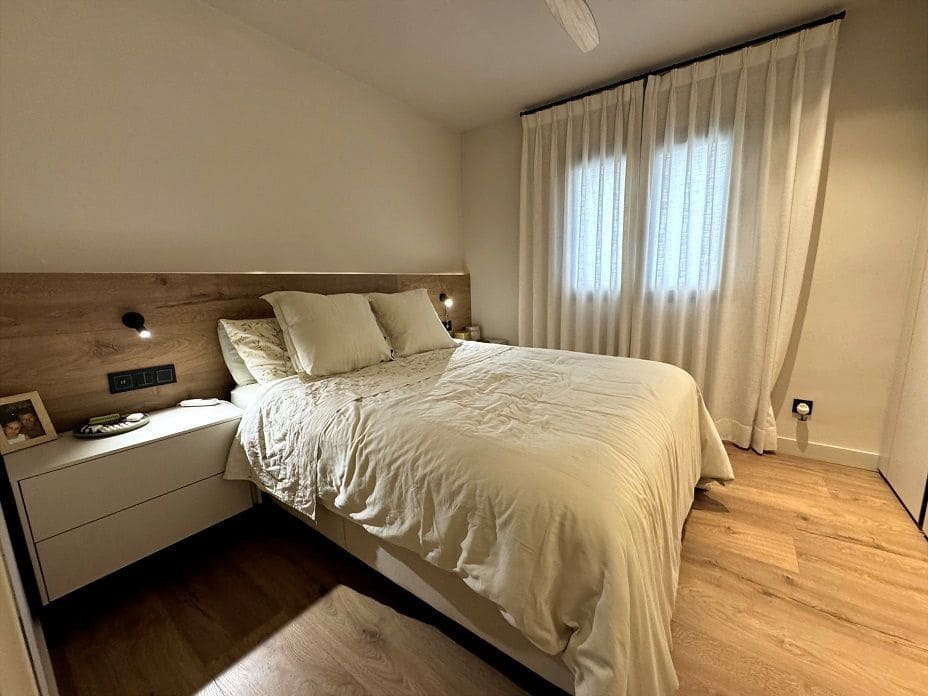 2 bedroom Apartment for sale in Altea - € 240,000 (Ref: 9627244)