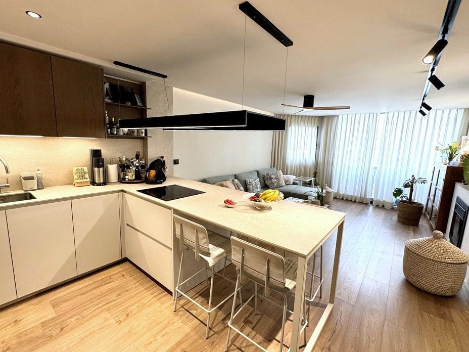 2 bedroom Apartment for sale in Altea - € 240,000 (Ref: 9627244)