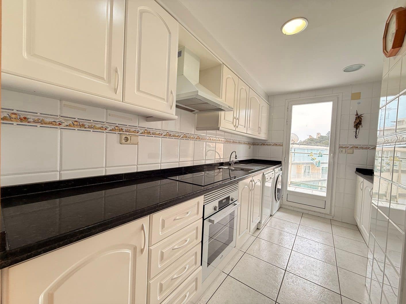 3 soveværelse Lejlighed til leje i Calpe / Calp med swimmingpool garage - € 1.900 (Ref: 9655692)