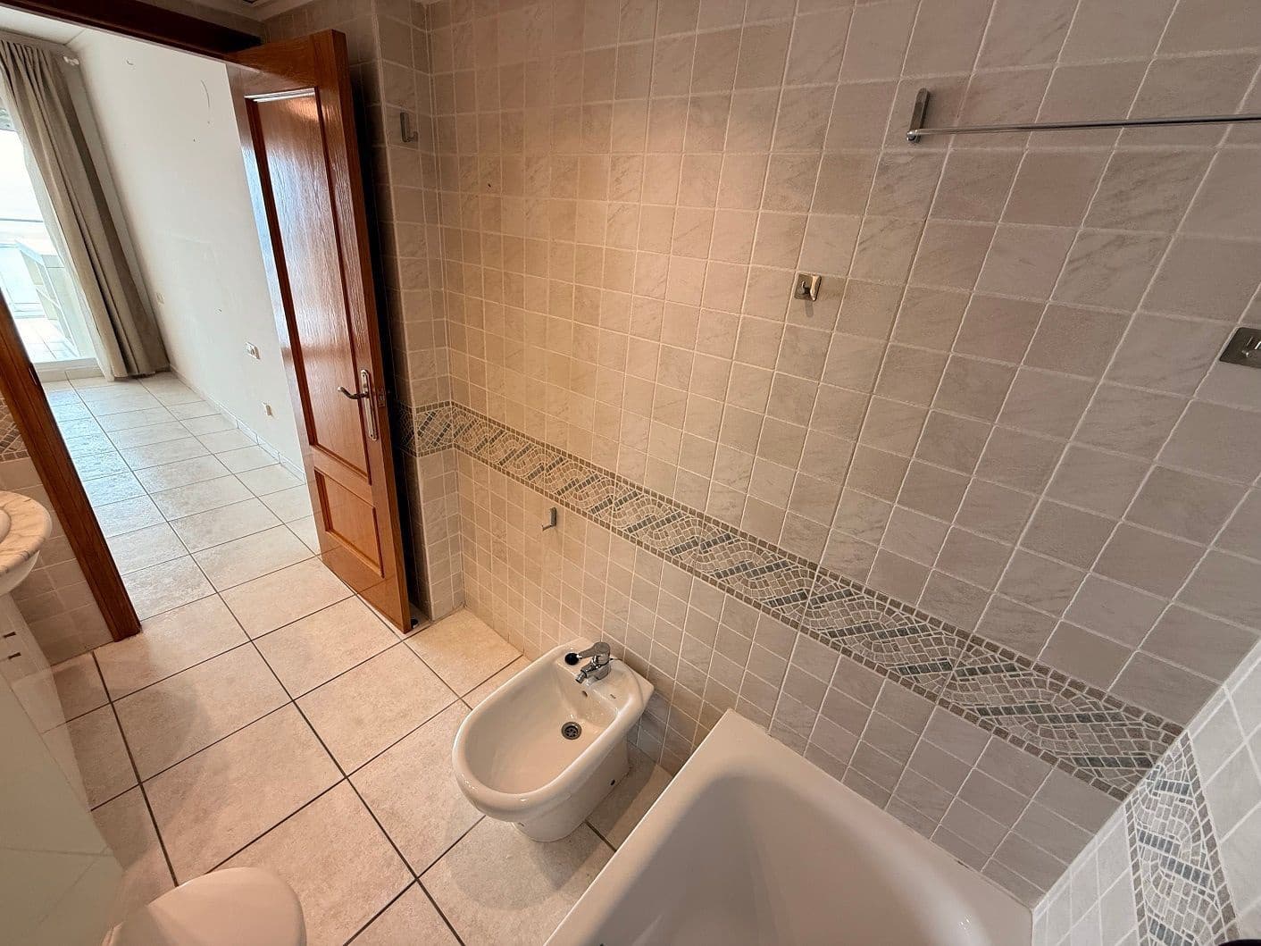 3 soveværelse Lejlighed til leje i Calpe / Calp med swimmingpool garage - € 1.900 (Ref: 9655692)