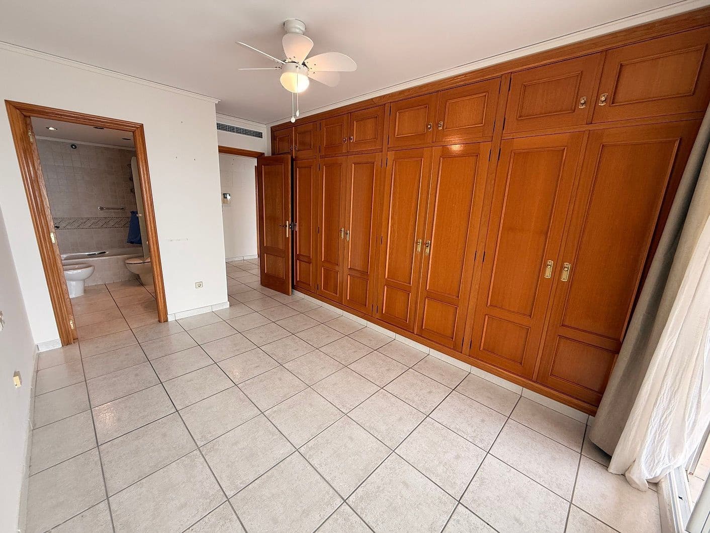 3 soveværelse Lejlighed til leje i Calpe / Calp med swimmingpool garage - € 1.900 (Ref: 9655692)