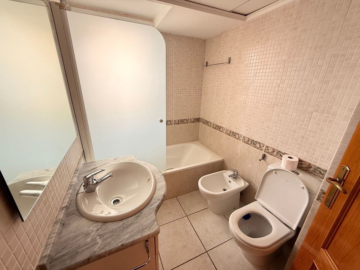 3 soveværelse Lejlighed til leje i Calpe / Calp med swimmingpool garage - € 1.900 (Ref: 9655692)