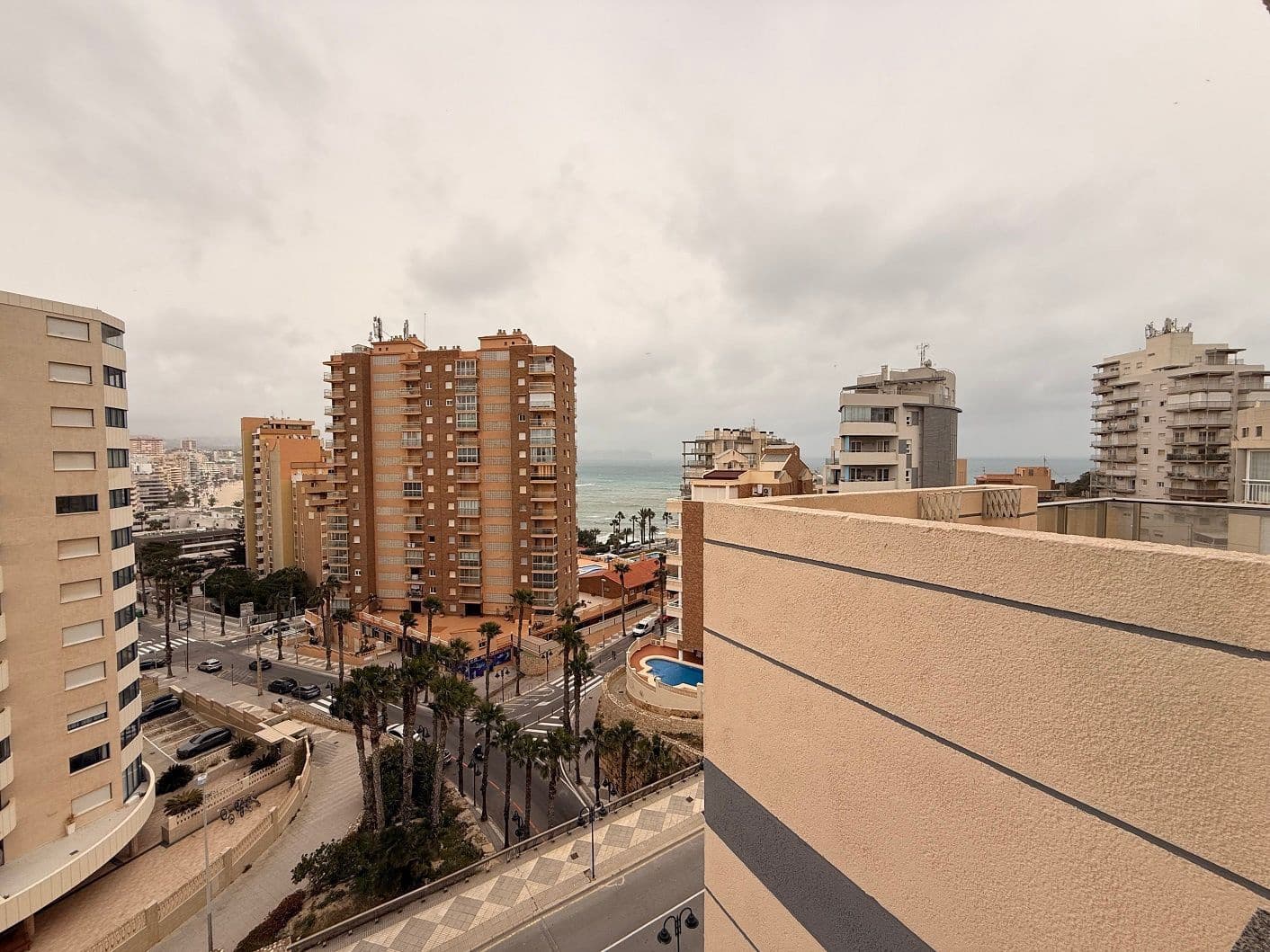 3 soveværelse Lejlighed til leje i Calpe / Calp med swimmingpool garage - € 1.900 (Ref: 9655692)