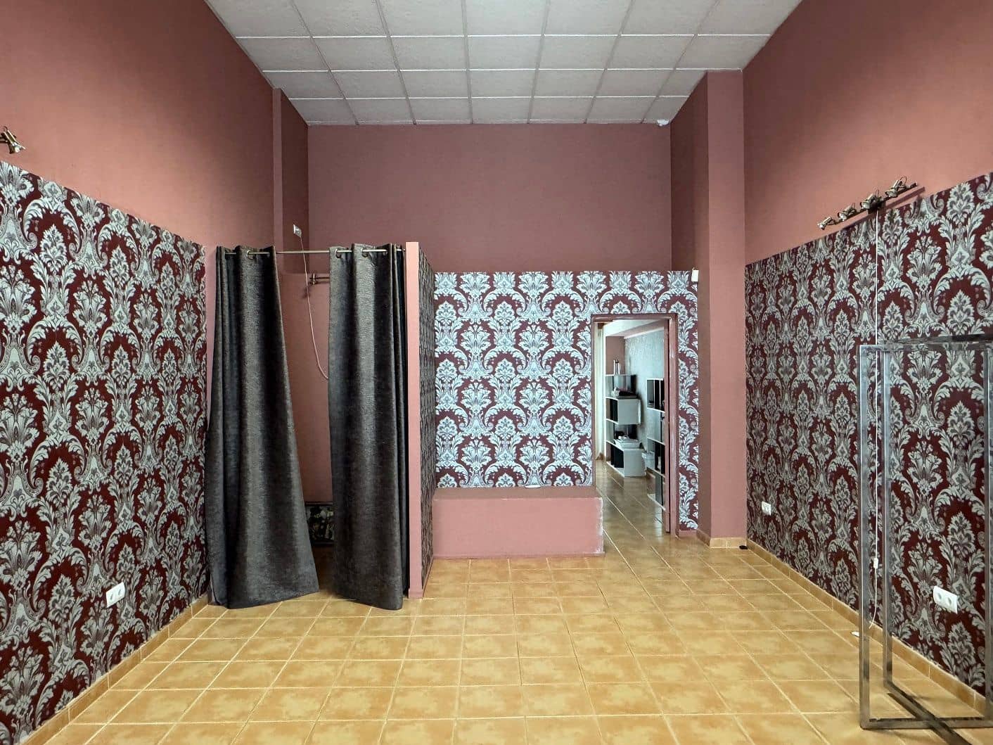 Comercial para arrendar em Altea - 1 700 € (Ref: 9658367)