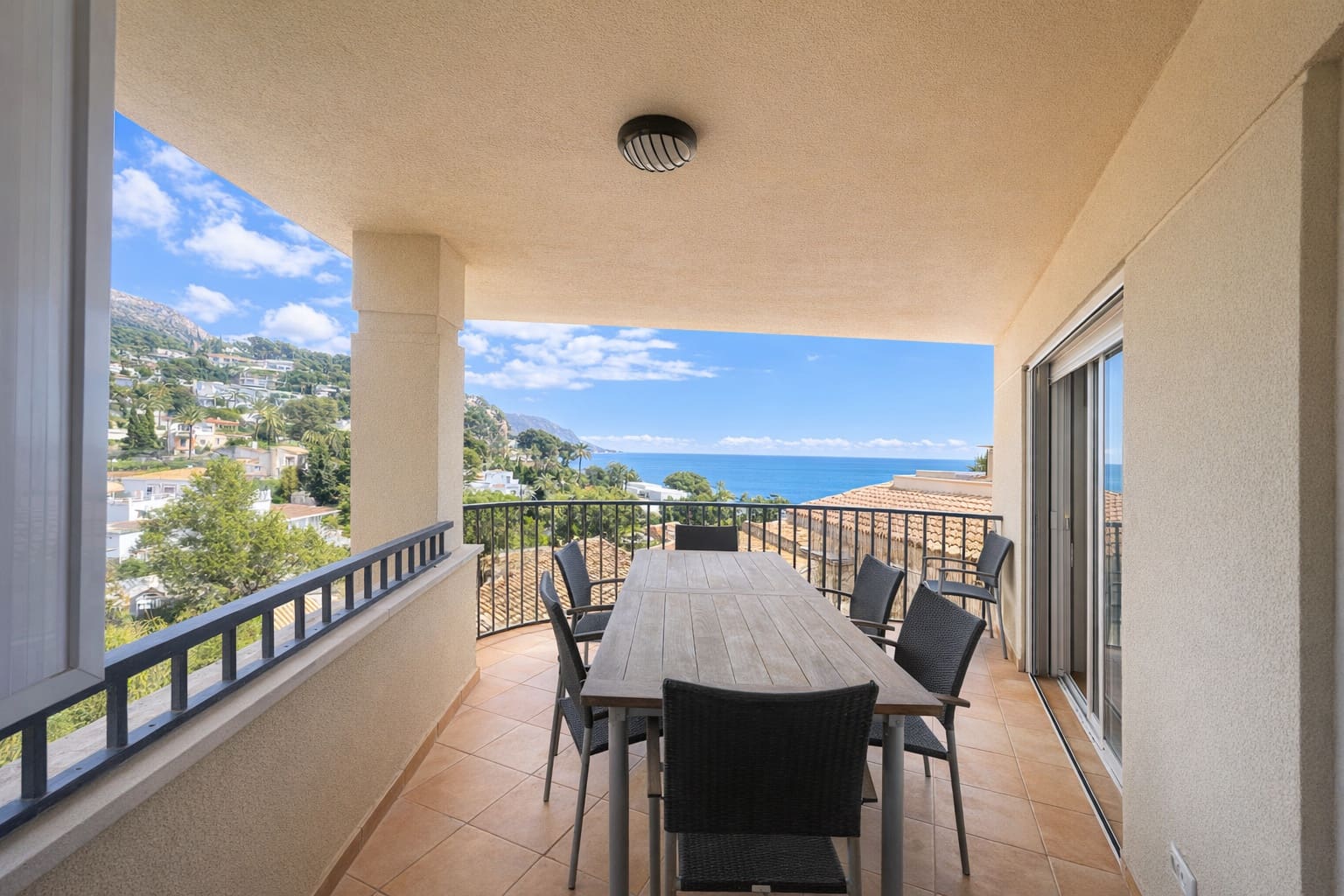 3 bedroom Townhouse for sale in Altea with pool garage - € 590,000 (Ref: 9673839)