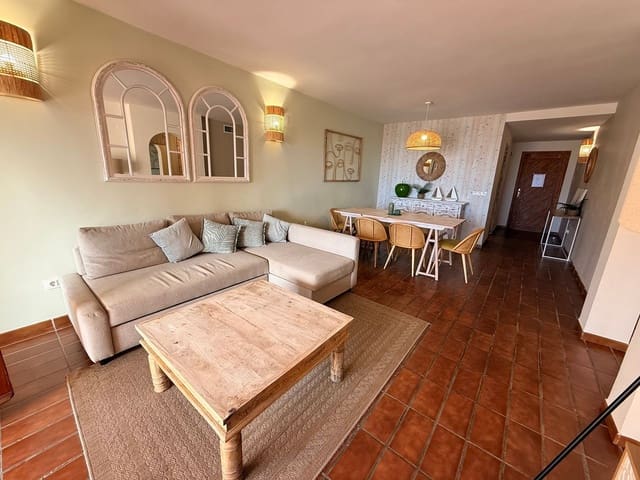 Apartamento de 2 habitaciones en Altea en alquiler con piscina garaje - 1.400 € (Ref: 9737999)