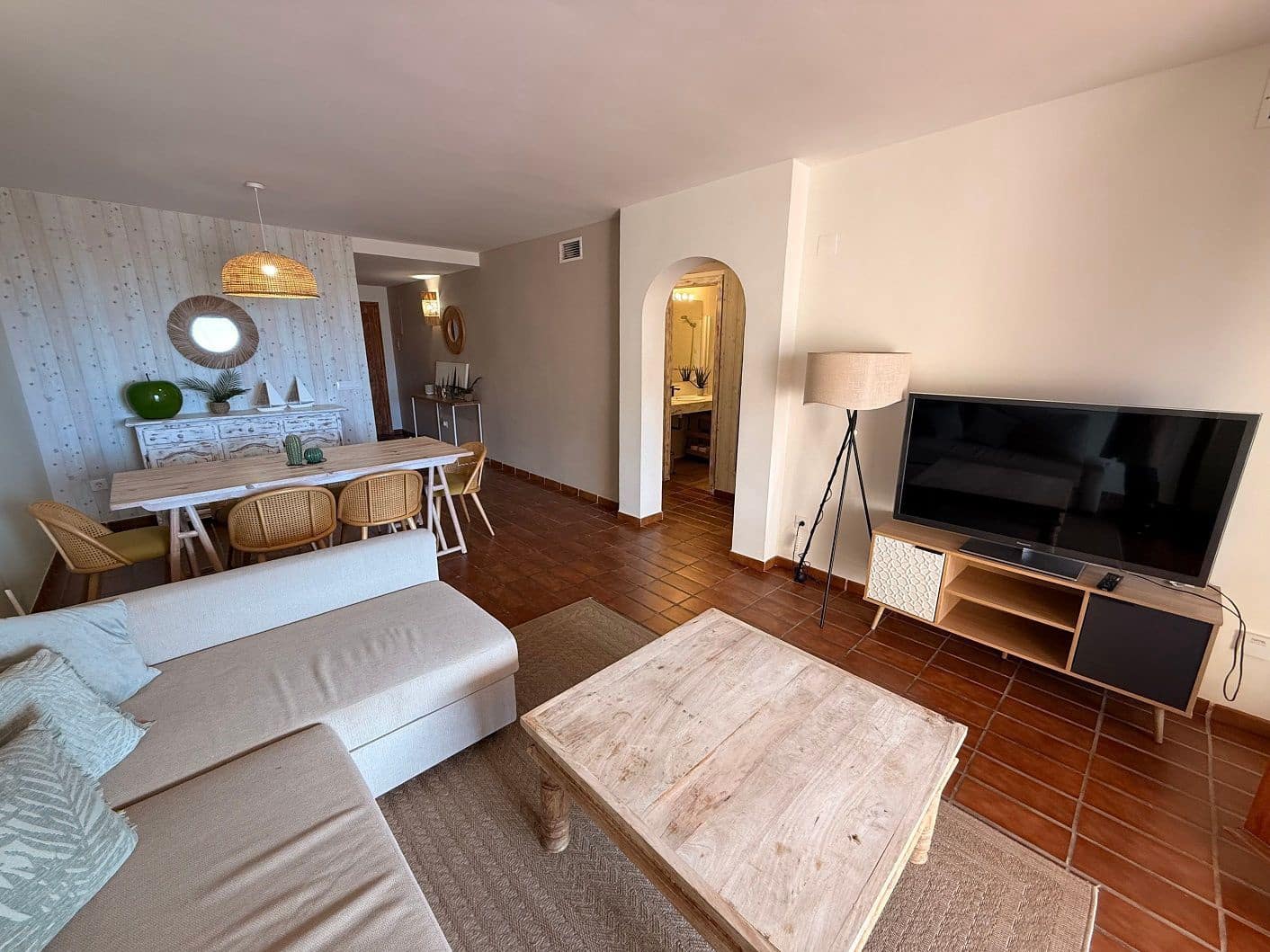 Apartamento de 2 habitaciones en Altea en alquiler con piscina garaje - 1.400 € (Ref: 9737999)
