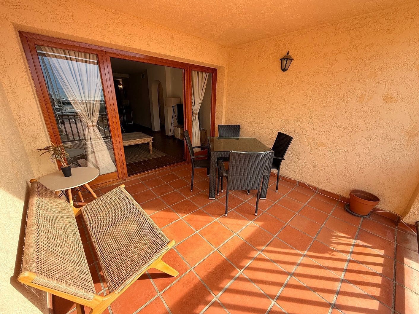 Apartamento de 2 habitaciones en Altea en alquiler con piscina garaje - 1.400 € (Ref: 9737999)