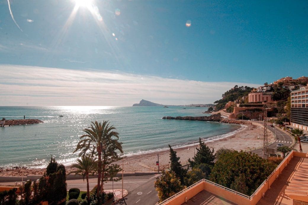 2 bedroom Apartment for sale in Altea with pool garage - € 310,000 (Ref: 9761699)