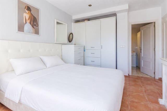 Apartamento de 2 habitaciones en Albir, Alfaz del Pi / L'Alfàs del Pi en venta con piscina garaje - 349.000 € (Ref: 9790266)