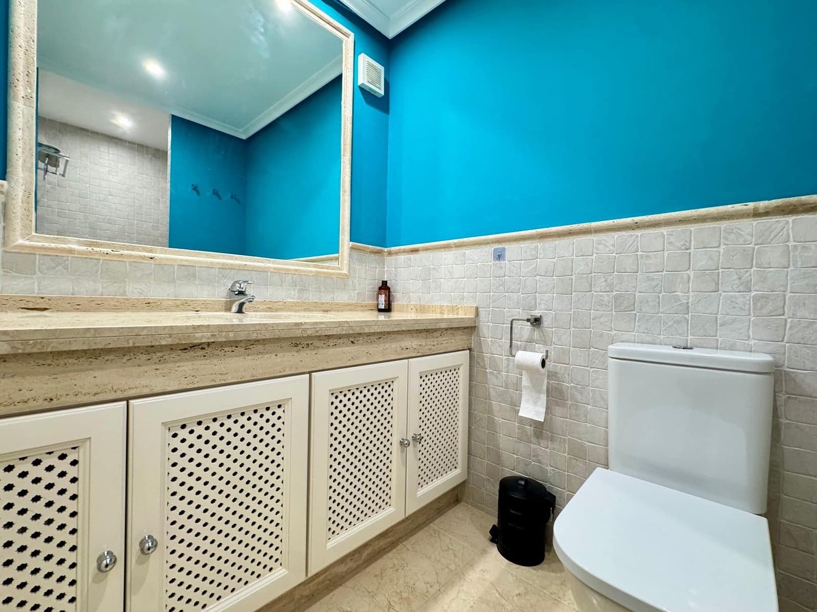 3 sypialnia Apartament do wynajęcia w Altea z basenem garażem - 3 500 € (Ref: 9822028)