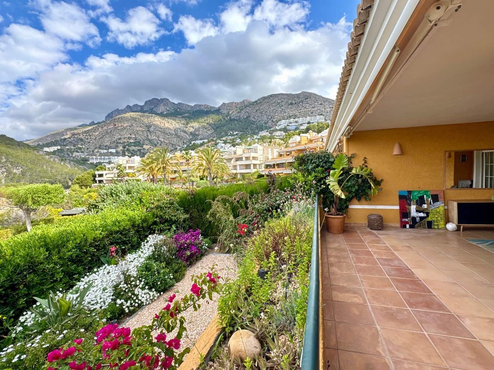 3 sypialnia Apartament do wynajęcia w Altea z basenem garażem - 3 500 € (Ref: 9822028)
