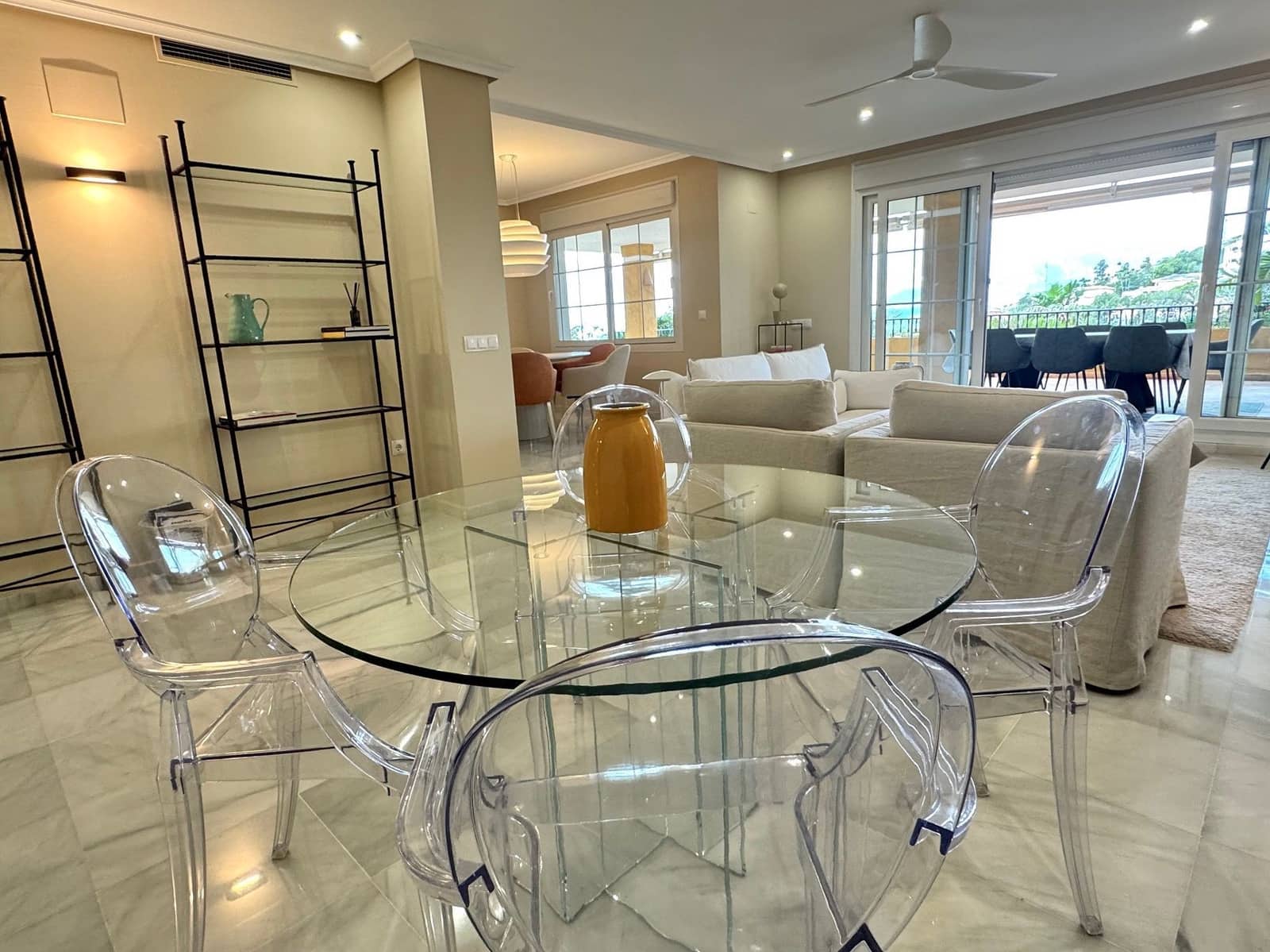 3 sypialnia Apartament do wynajęcia w Altea z basenem garażem - 3 500 € (Ref: 9822028)