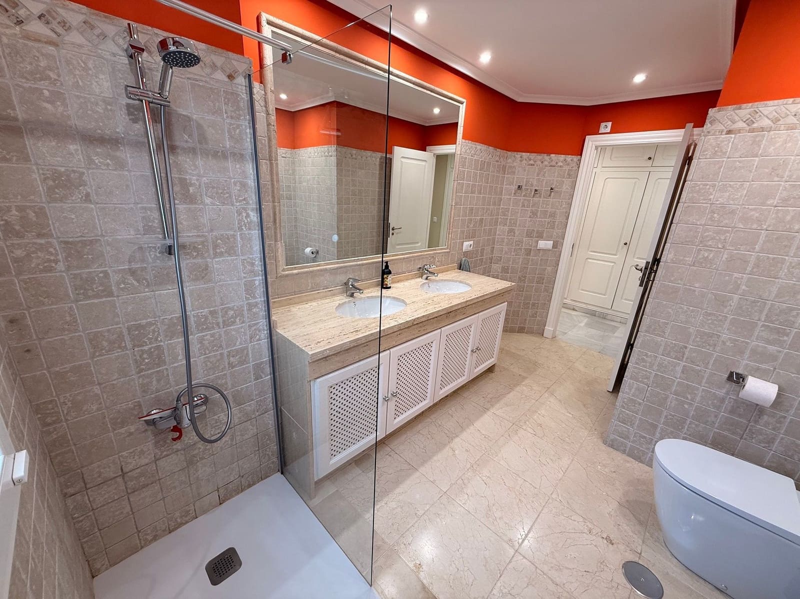 3 sypialnia Apartament do wynajęcia w Altea z basenem garażem - 3 500 € (Ref: 9822028)