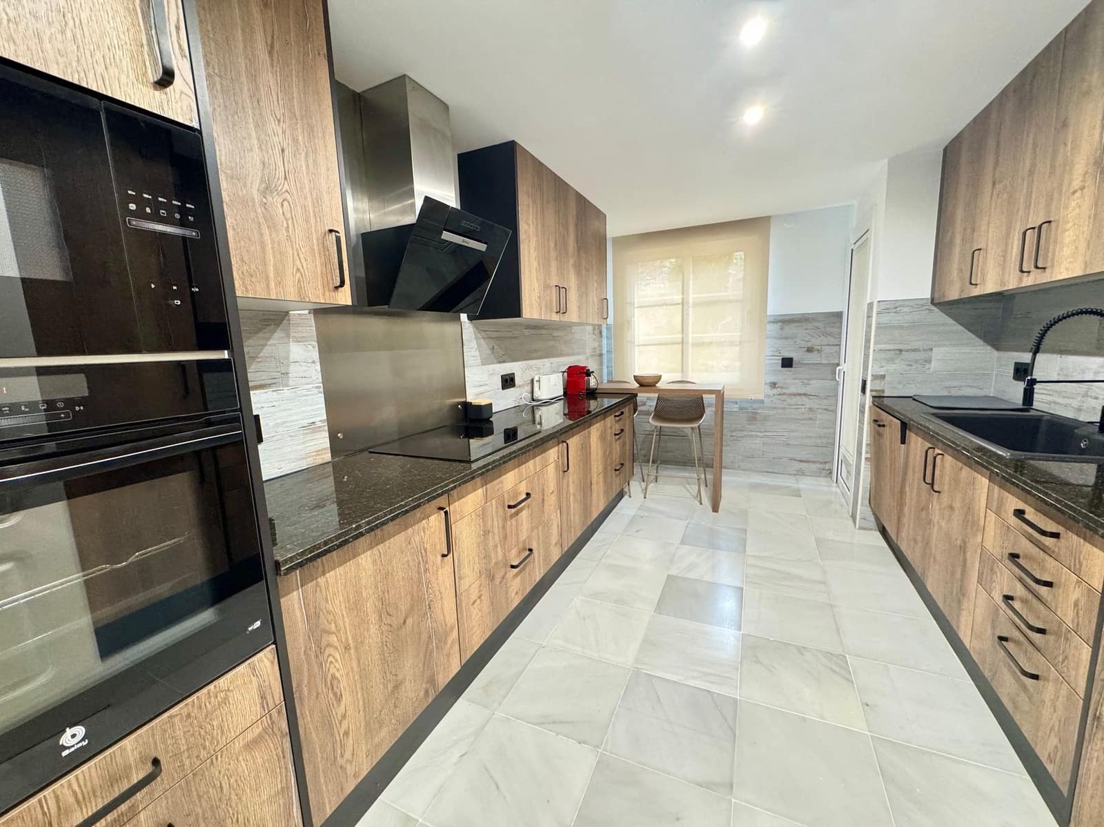 3 sypialnia Apartament do wynajęcia w Altea z basenem garażem - 3 500 € (Ref: 9822028)