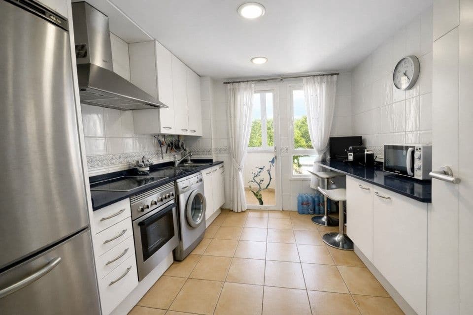 3 bedroom Townhouse for sale in Altea with pool garage - € 525,000 (Ref: 9849016)