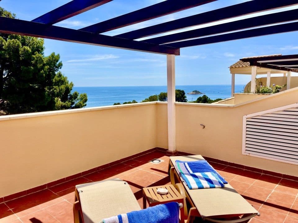 3 bedroom Townhouse for sale in Altea with pool garage - € 525,000 (Ref: 9849016)