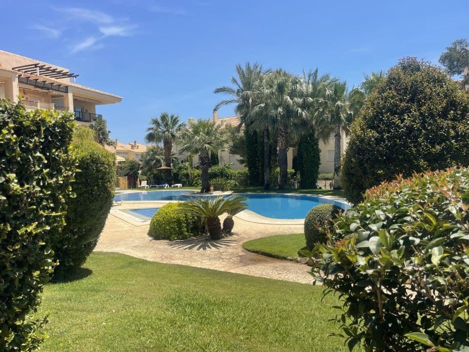 3 bedroom Townhouse for sale in Altea with pool garage - € 525,000 (Ref: 9849016)